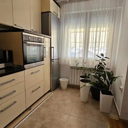 Apartment S&s Centre *